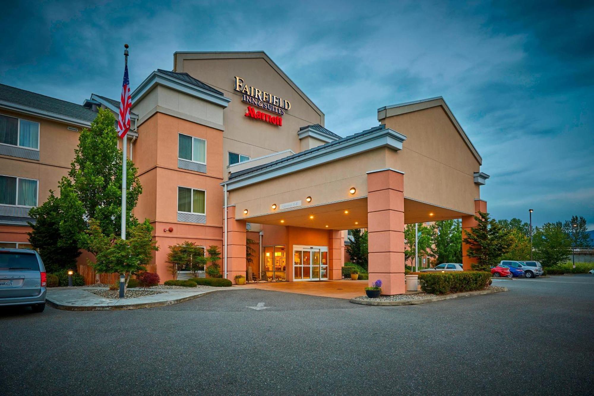Fairfield Inn & Suites Μπέρλινγκτον Εξωτερικό φωτογραφία